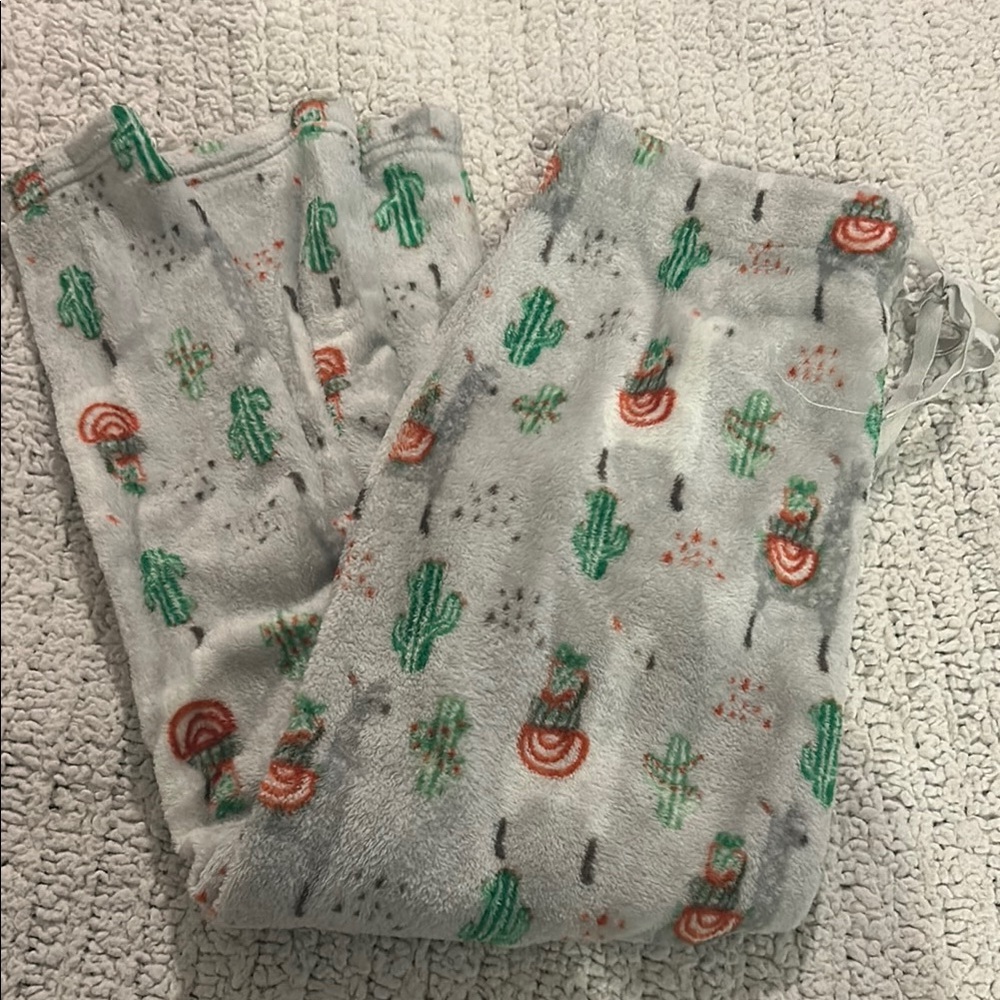 Cozy llama Pajamas with Cactus Print